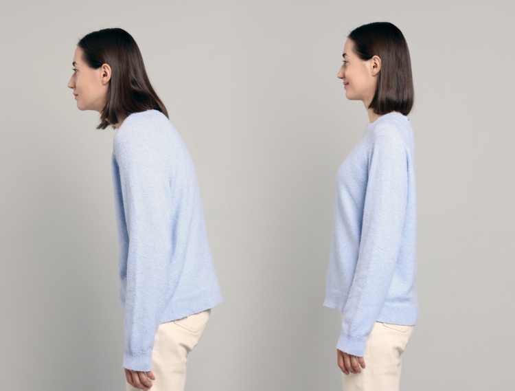 姿勢が悪くなっているママのイメージ画像